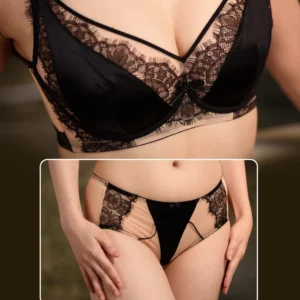 Alternative view of Bộ đồ ngủ ren có gọng satin sang trọng Rose